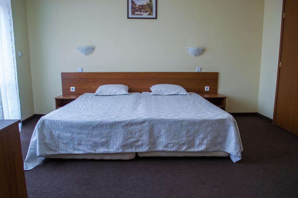 Sandor Hotel Νεσέμπαρ Εξωτερικό φωτογραφία