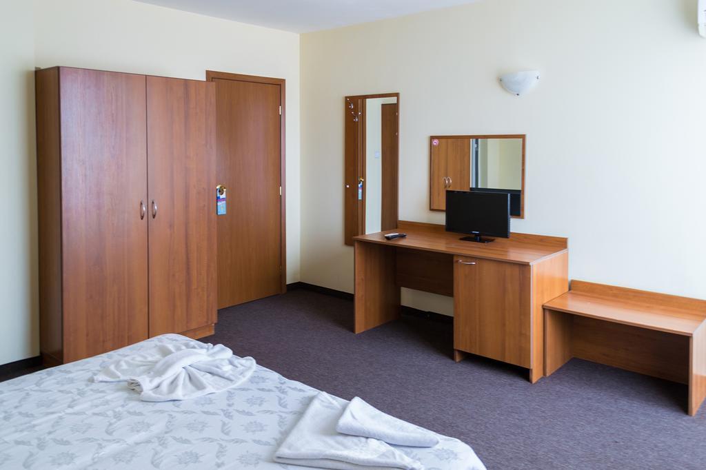 Sandor Hotel Νεσέμπαρ Εξωτερικό φωτογραφία