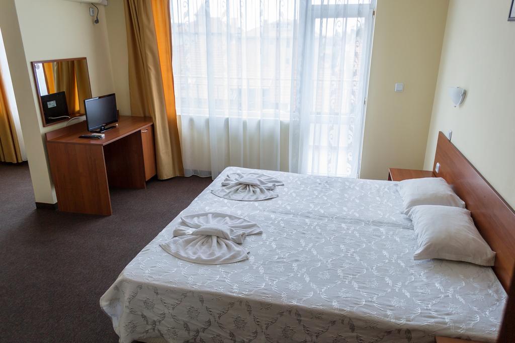 Sandor Hotel Νεσέμπαρ Εξωτερικό φωτογραφία