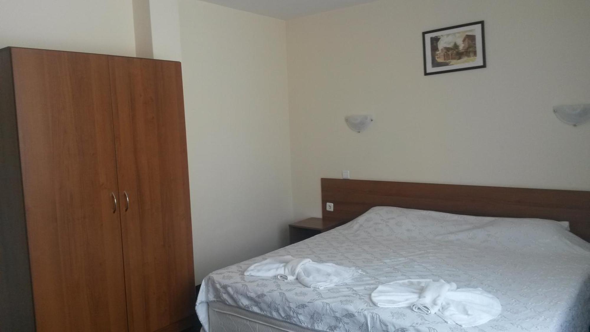Sandor Hotel Νεσέμπαρ Δωμάτιο φωτογραφία