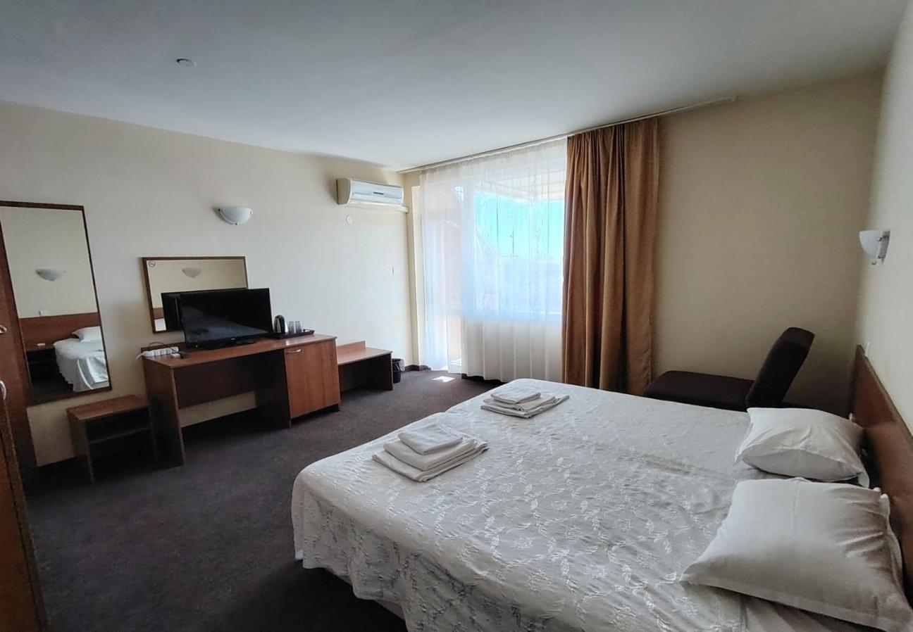 Sandor Hotel Νεσέμπαρ Εξωτερικό φωτογραφία