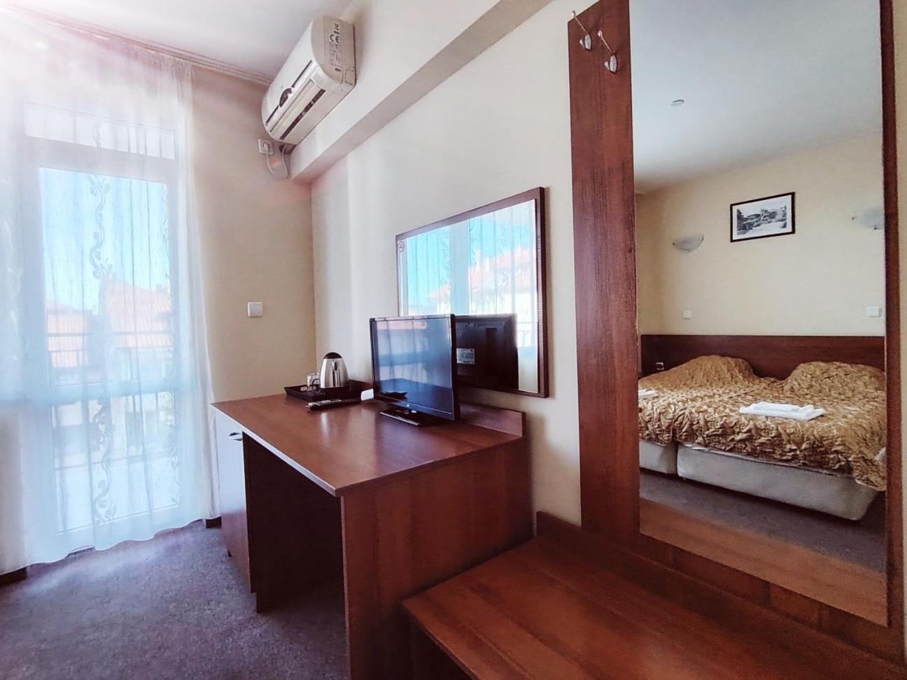Sandor Hotel Νεσέμπαρ Εξωτερικό φωτογραφία