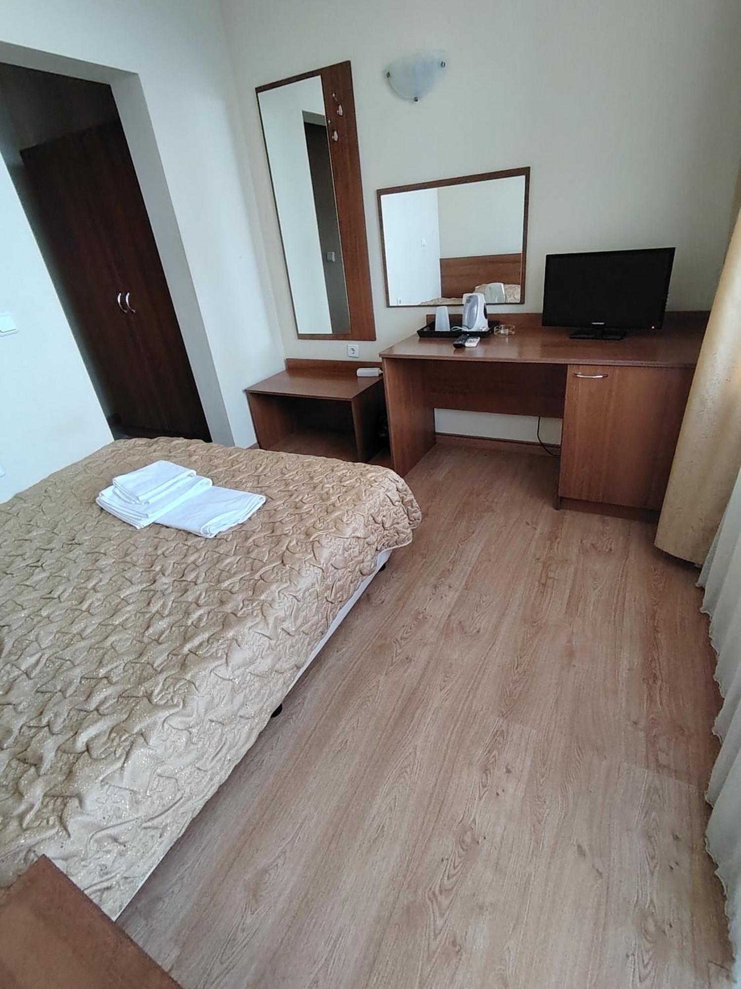 Sandor Hotel Νεσέμπαρ Εξωτερικό φωτογραφία