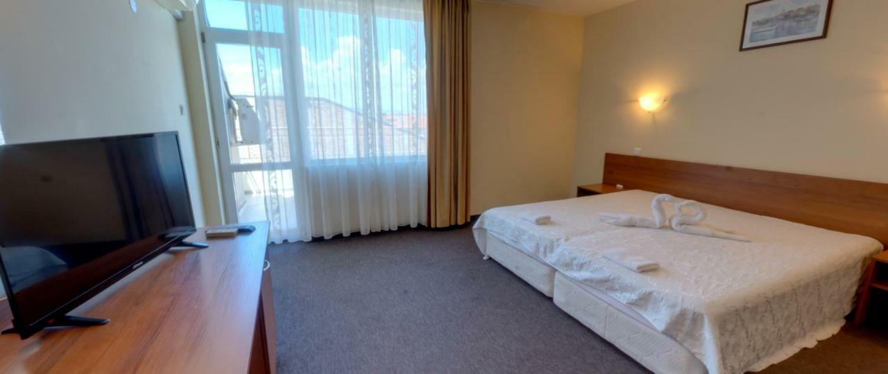Sandor Hotel Νεσέμπαρ Εξωτερικό φωτογραφία