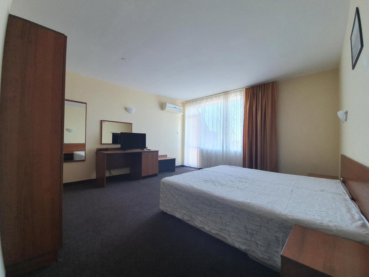Sandor Hotel Νεσέμπαρ Εξωτερικό φωτογραφία